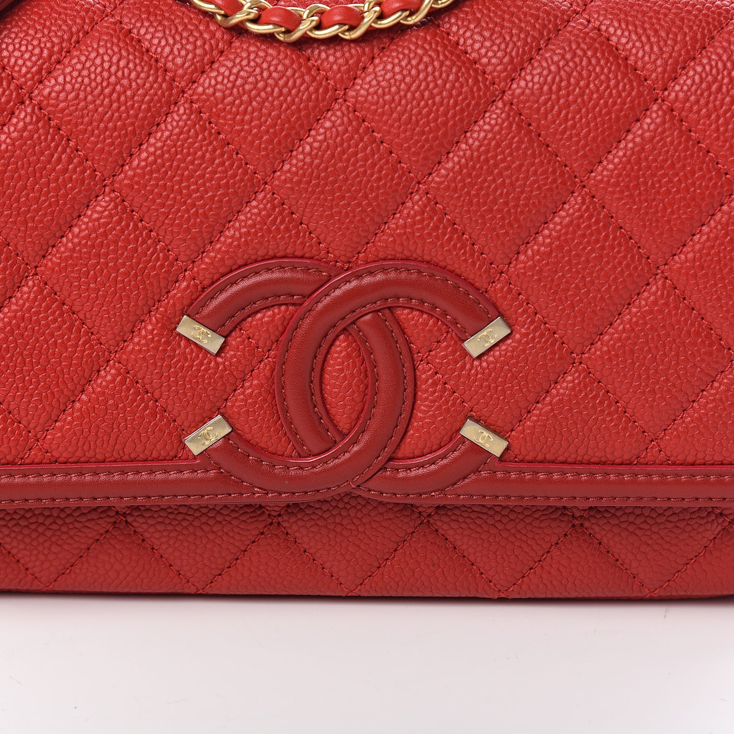 Caviar Quilted Small CC Filigree Flap Red