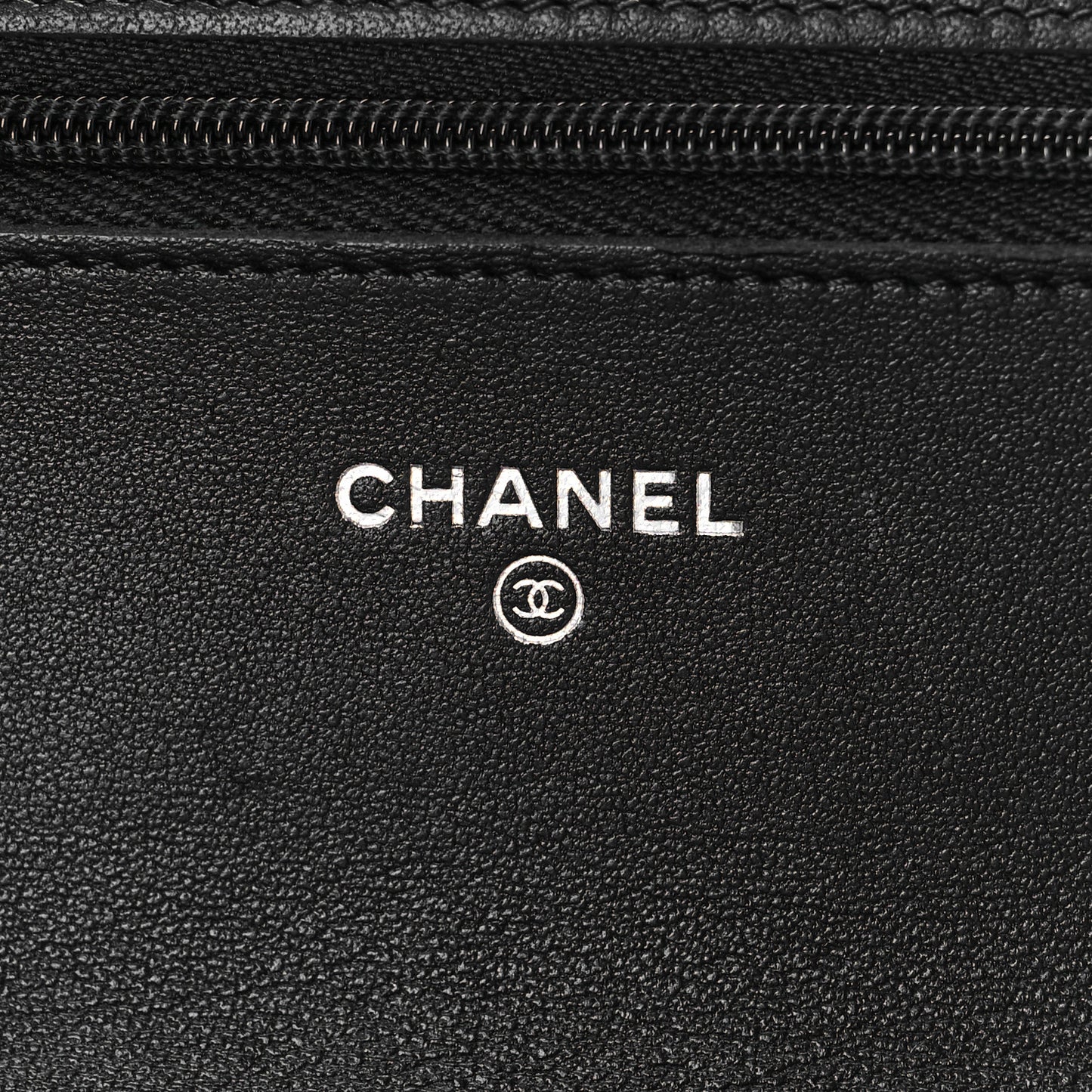 Lambskin Quilted Wallet On Chain WOC Black