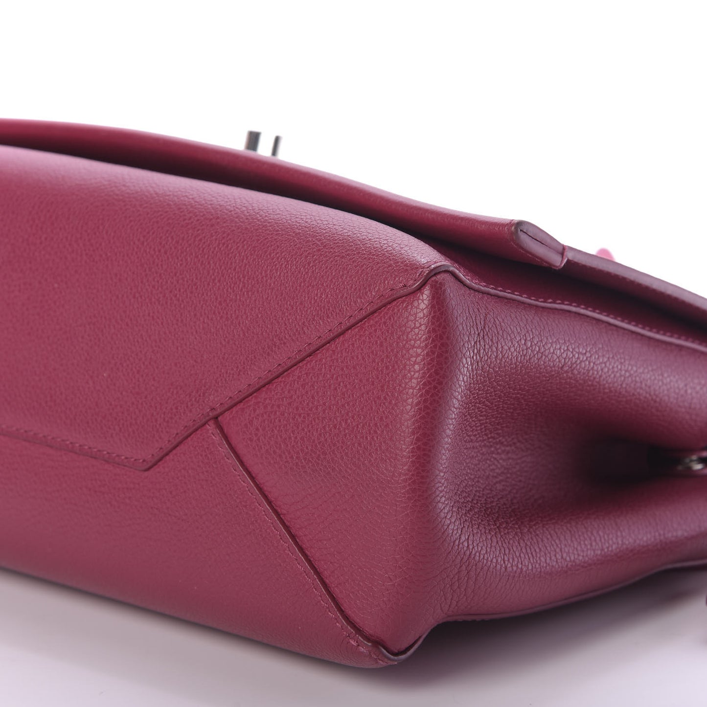 Soft Calfskin Lockme II Top Handle Dahlia