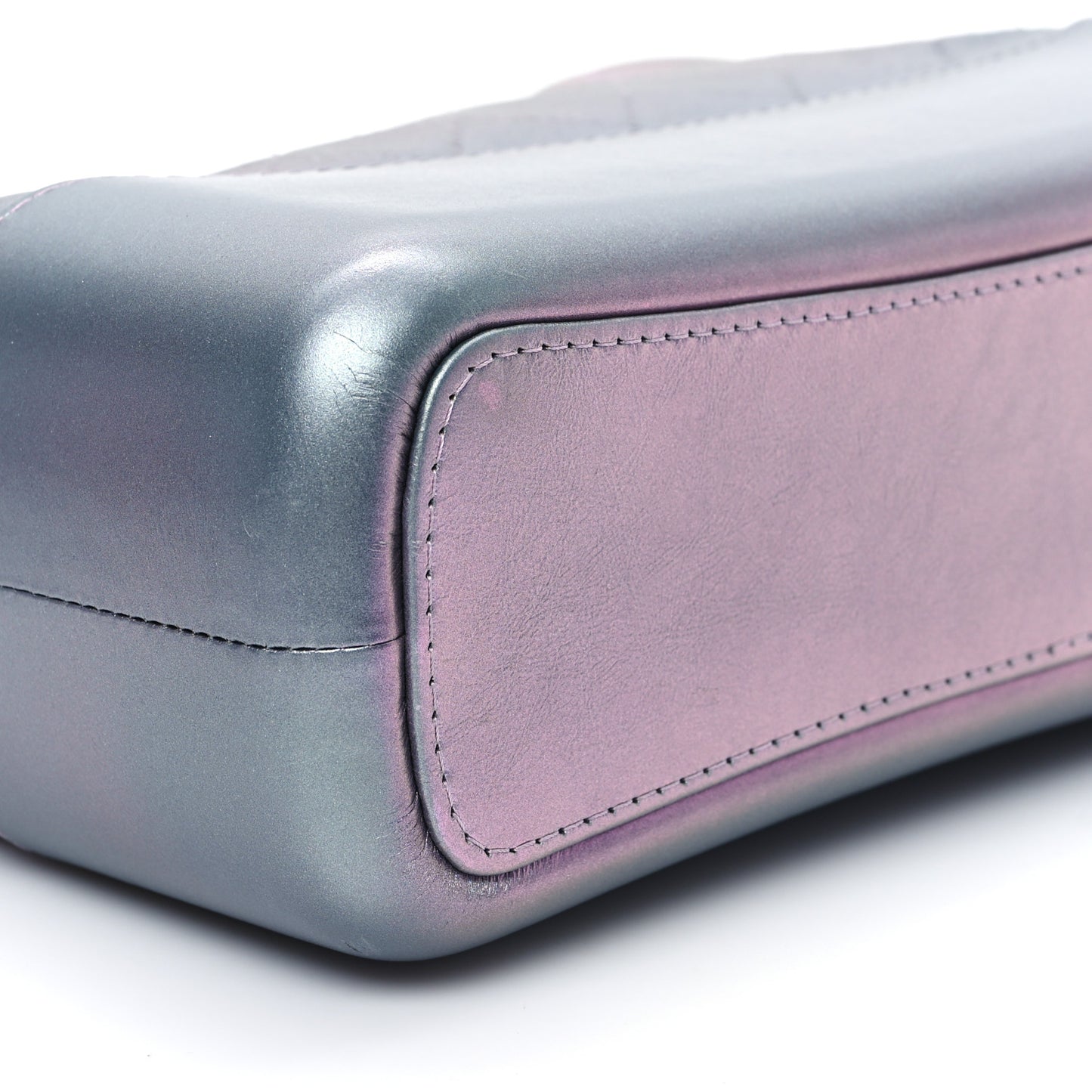 Iridescent Lambskin Calfskin Quilted Medium Gabrielle Hobo Light Purple