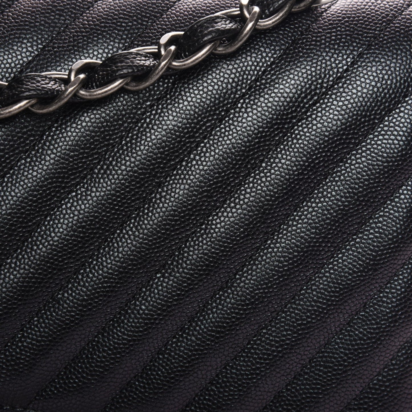 Metallic Caviar Chevron Quilted Jumbo Double Flap Black
