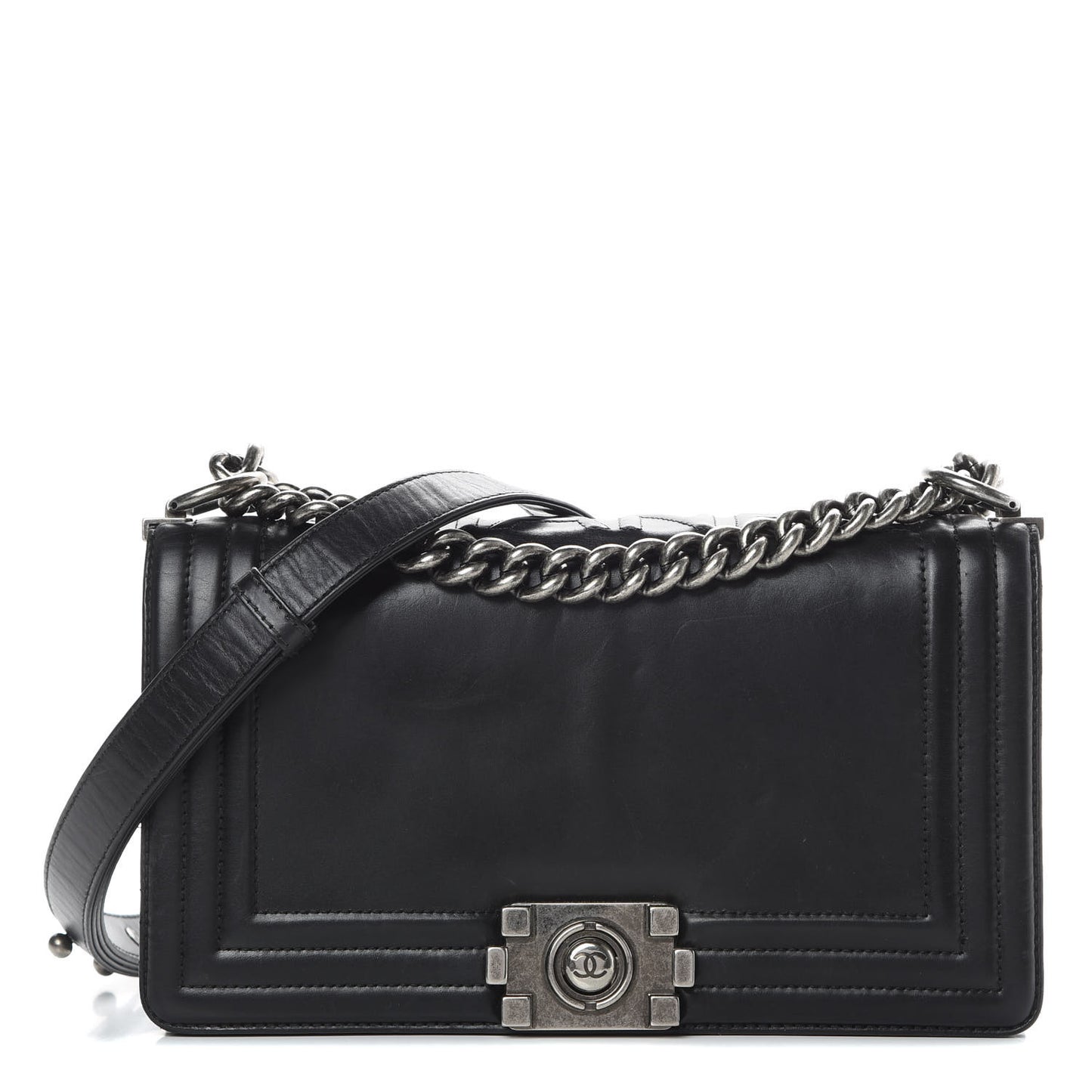 Calfskin Medium Boy Flap Black