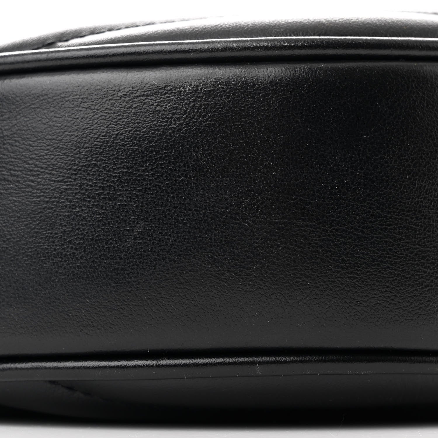 Saint Laurent Calfskin Matelasse Chevron Round Vinyle Camera Bag Black 9 of 10