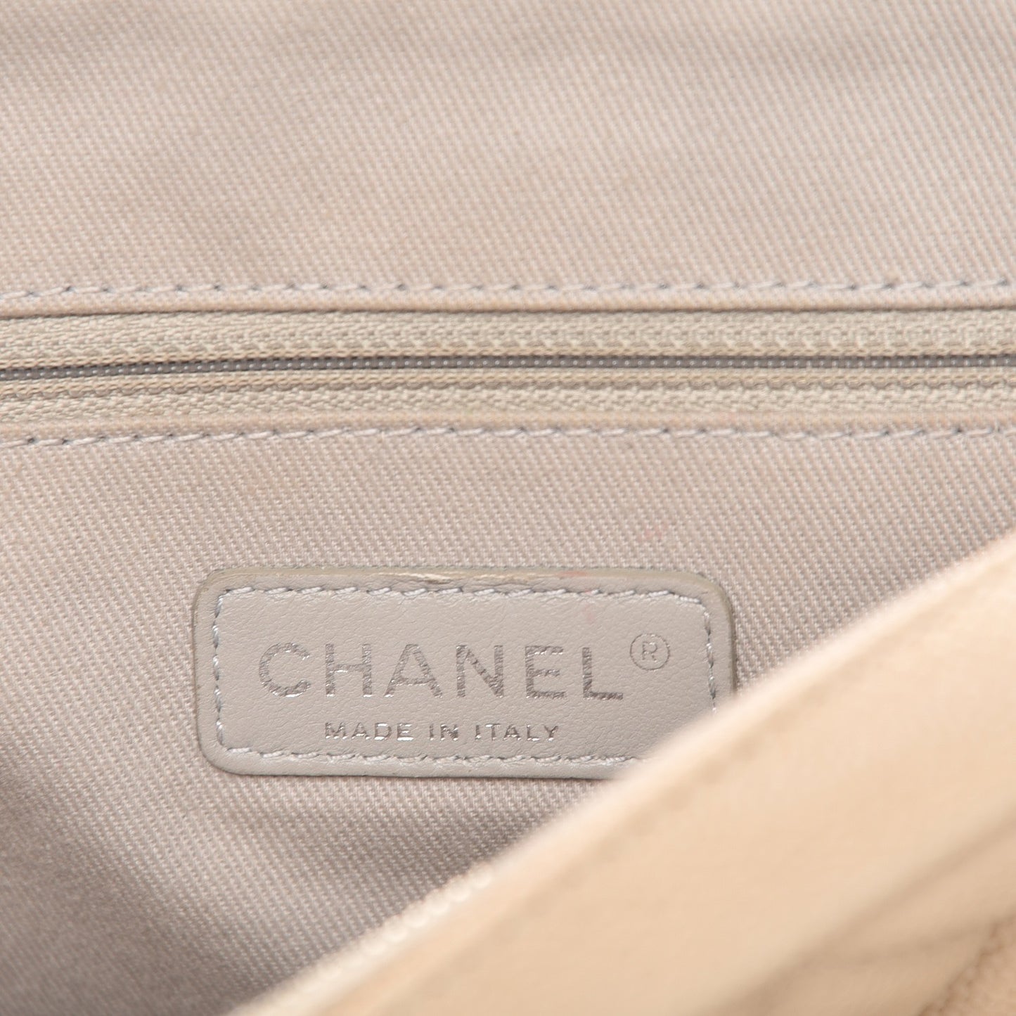 Caviar Quilted Jumbo Easy Flap Beige