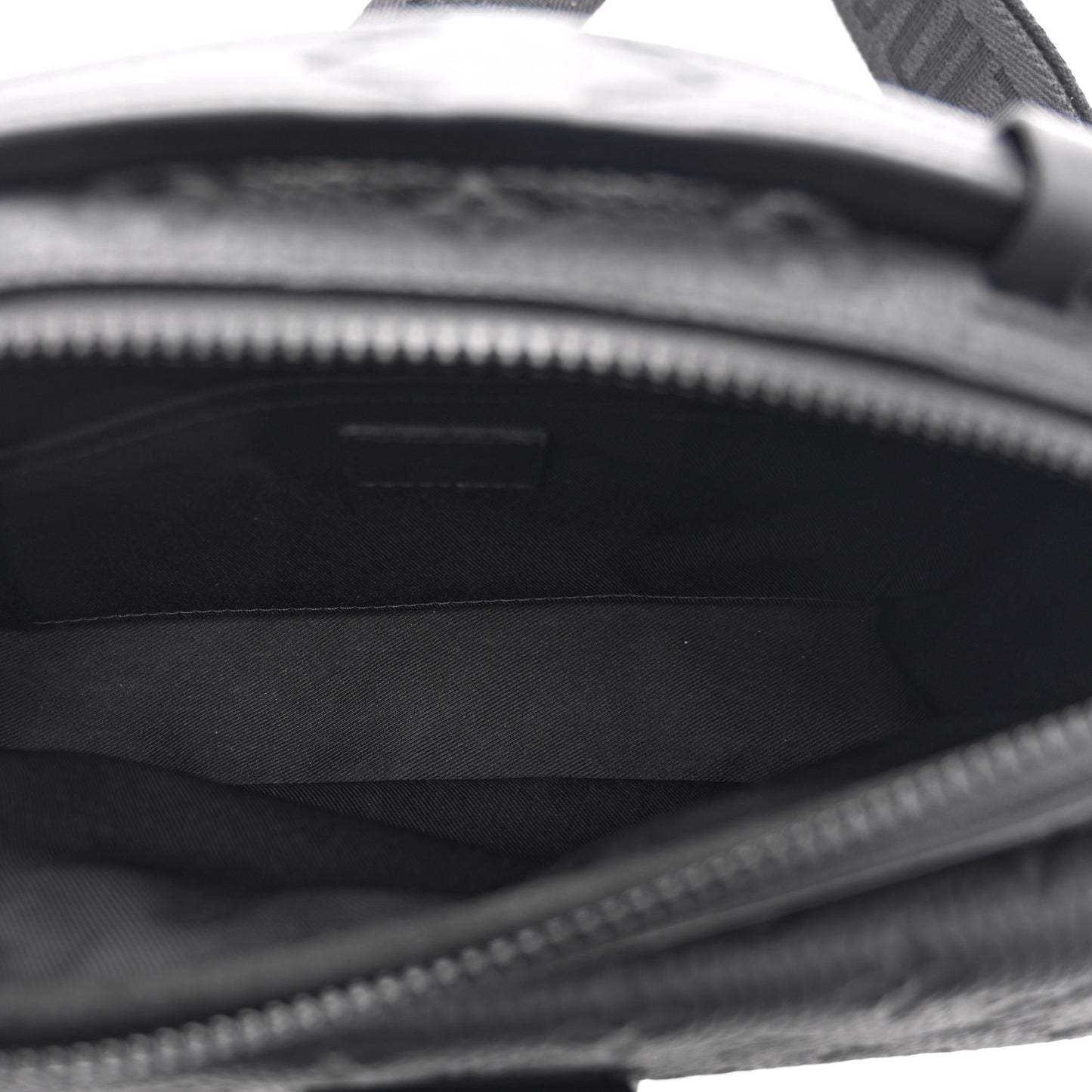 Taurillon Monogram S Lock Messenger Black