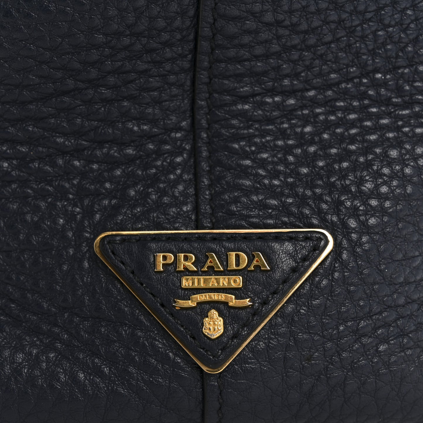 Vitello Phenix Embossed Logo Hobo Baltico