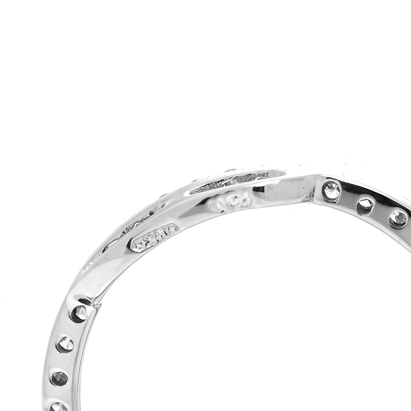 Roberto Coin 18K White Gold Diamond Small Circle Heart Pendant 4 of 4