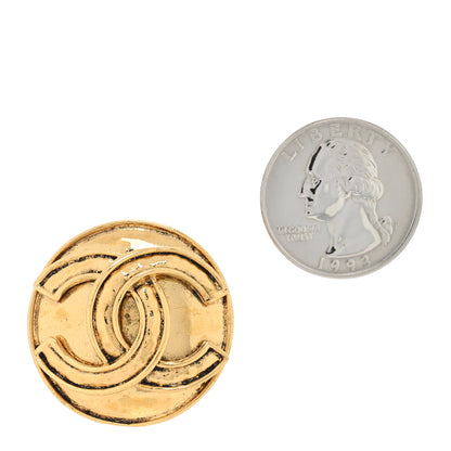 Chanel CC Round Brooch Gold 2 of 5