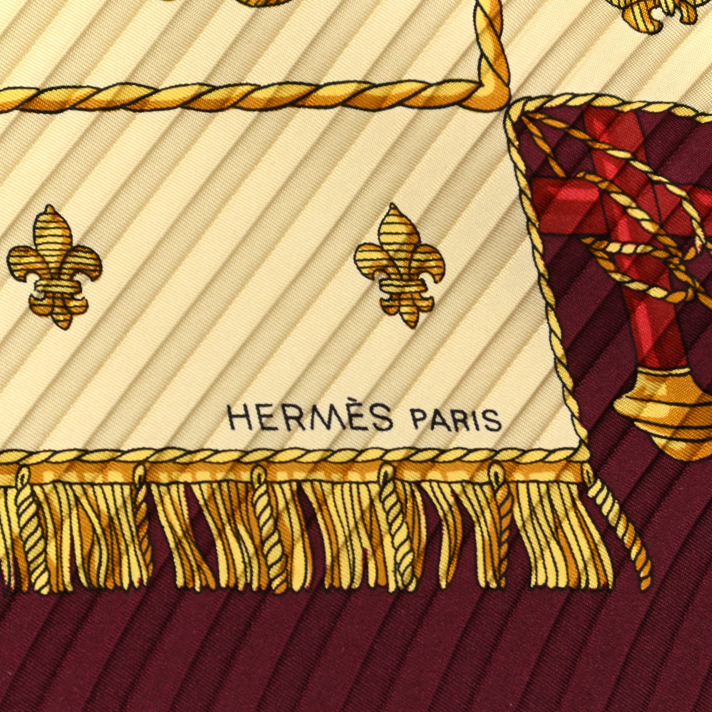 Silk Vue Du Carosse De La Galere La Reale Plisse Scarf