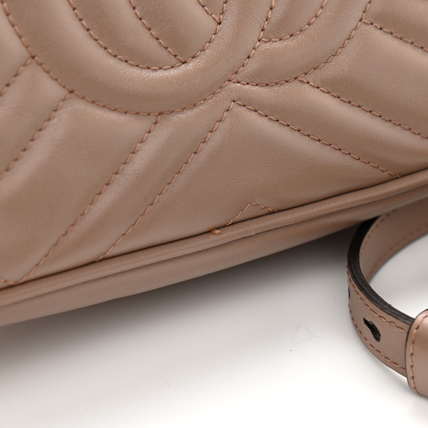 Calfskin Matelasse Small GG Marmont Chain Shoulder Bag Porcelain Rose