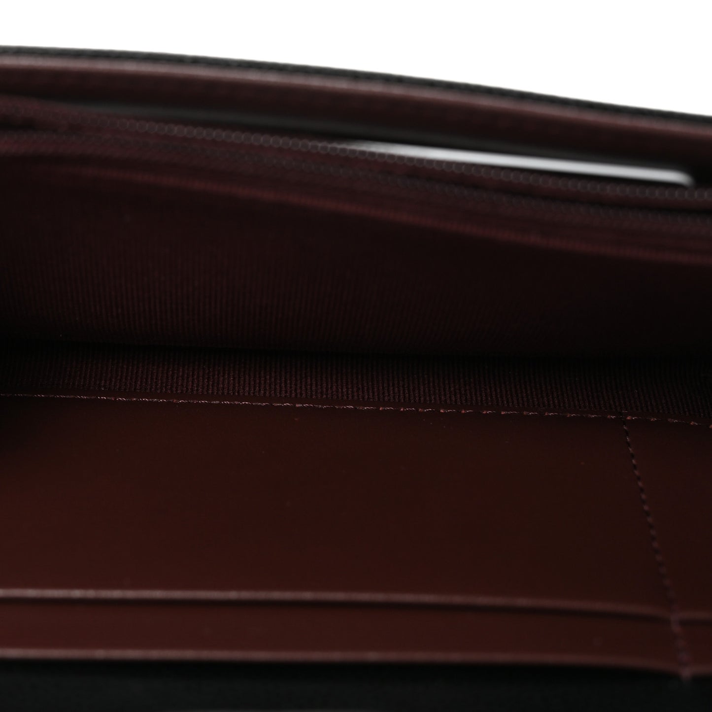 Caviar Quilted Medium Gusset Flap Wallet Black