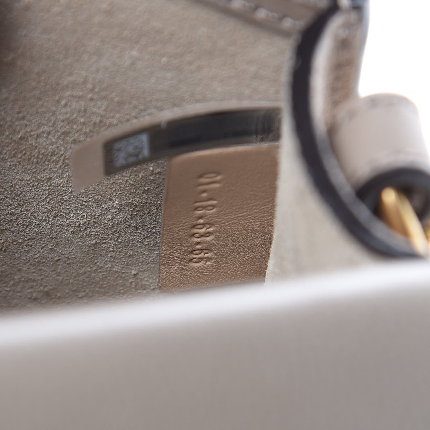 Chloe Calfskin Suede Small Nile Bracelet Bag Motty Grey 7 of 8
