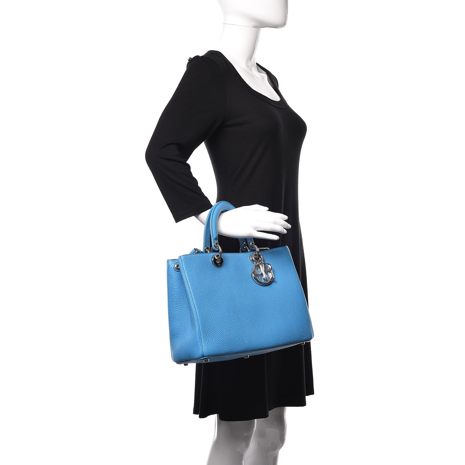 Christian Dior Bullcalf Medium Diorissimo Tote Bleu Nosy 3 of 18
