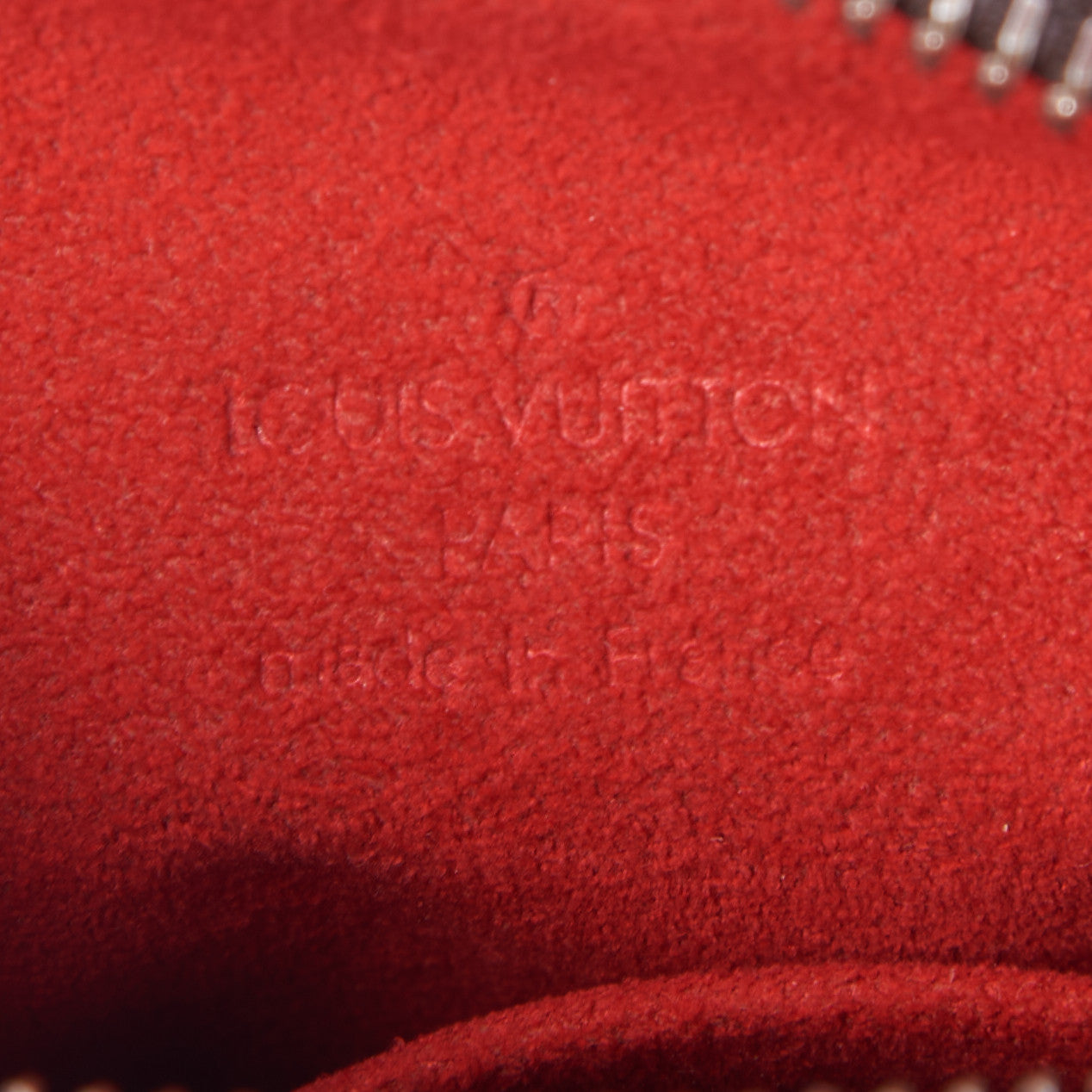 Louis Vuitton Damier Ebene Rift 7 of 7