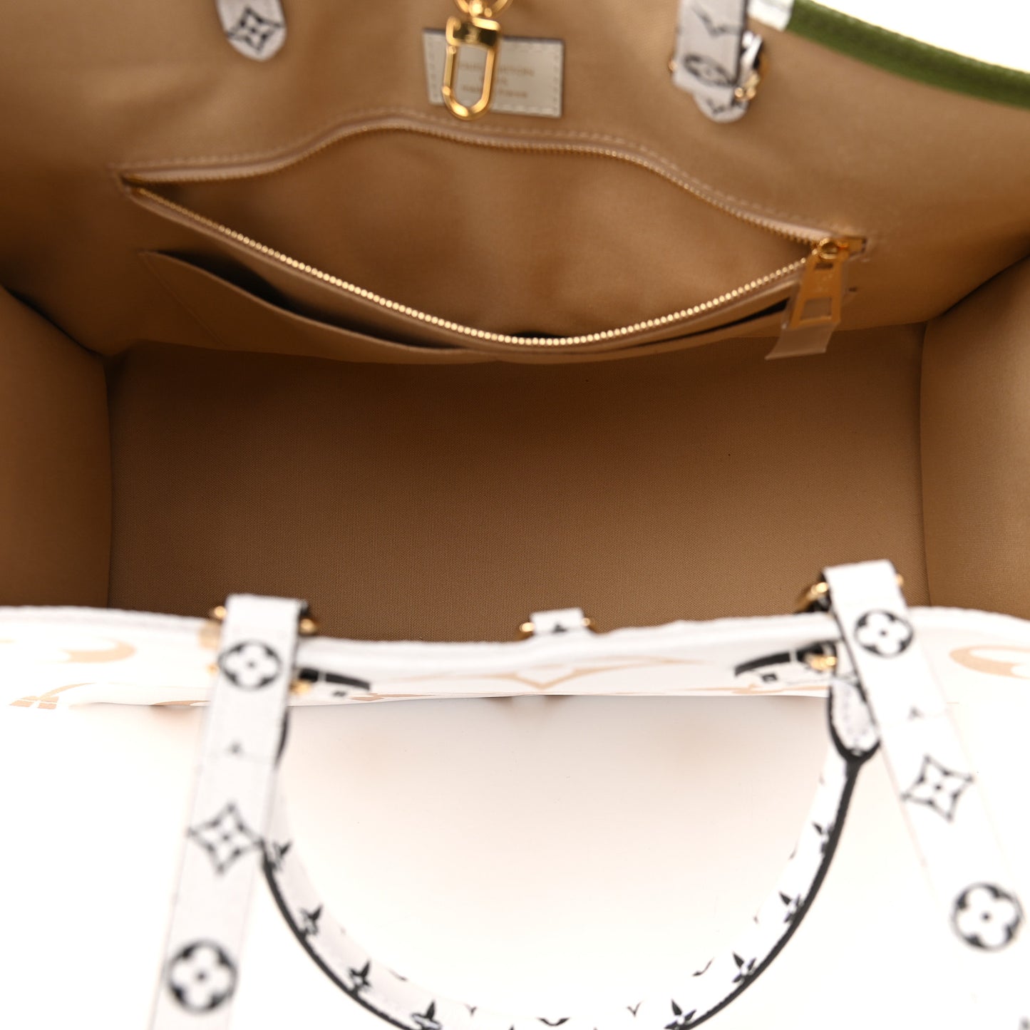 Monogram Giant Onthego GM Kaki Beige