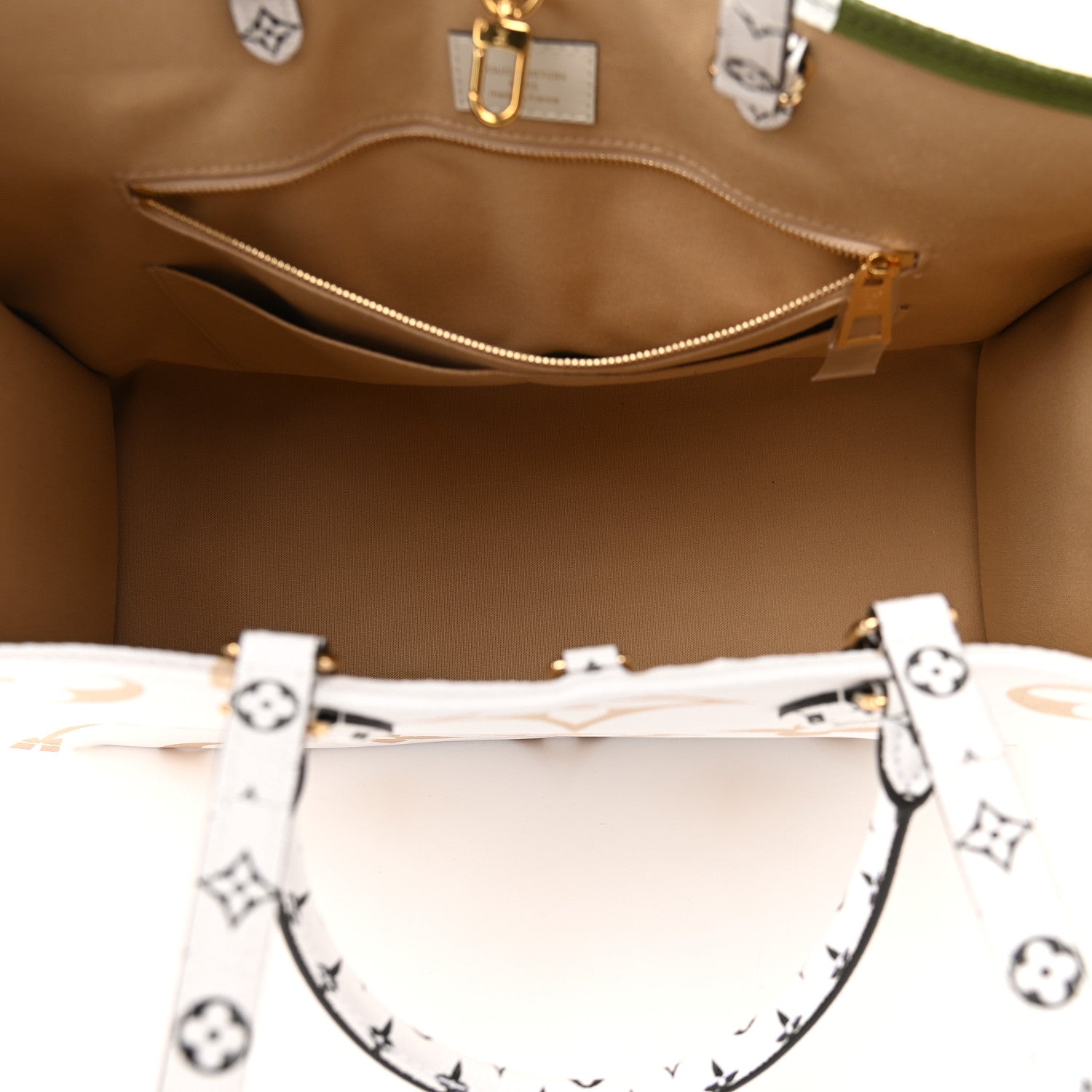 Louis Vuitton Monogram Giant Onthego GM Kaki Beige 5 of 8