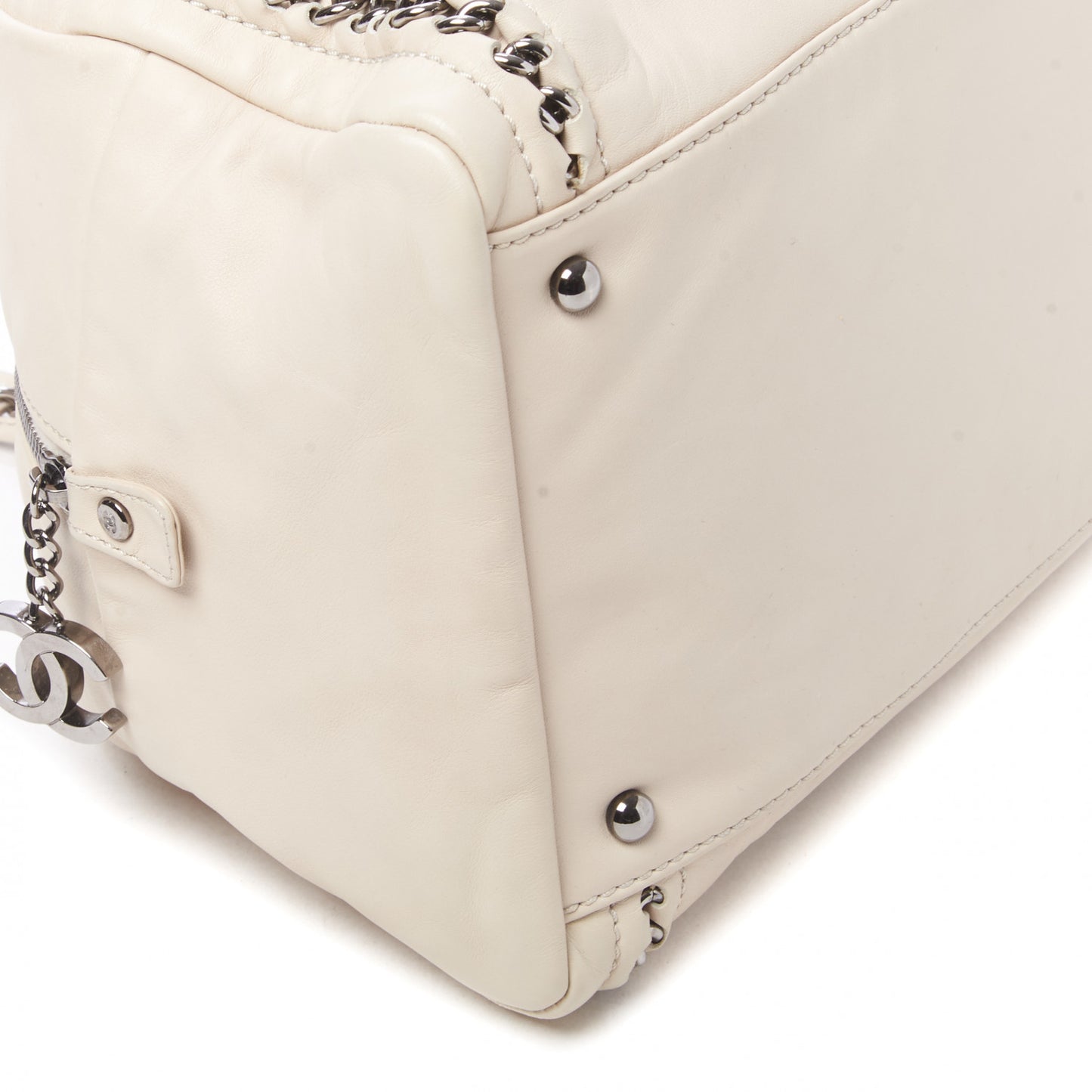 Smooth Calfskin Large Luxe Ligne Bowler Light Beige