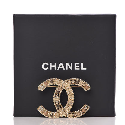 Chanel Resin Pearl CC Brooch Gold 5 of 5