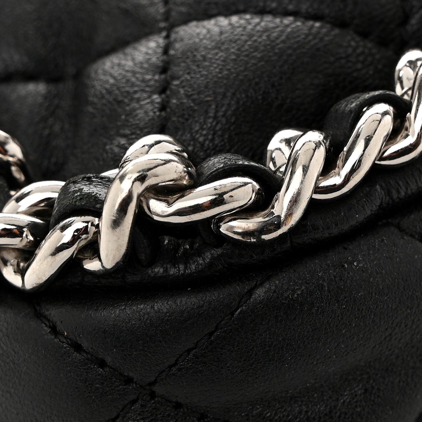 Washed Lambskin Quilted Maxi Chain Around Flap Black