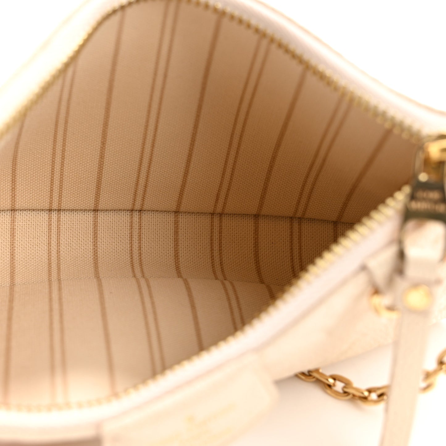 Empreinte Easy Pouch On Strap Cream