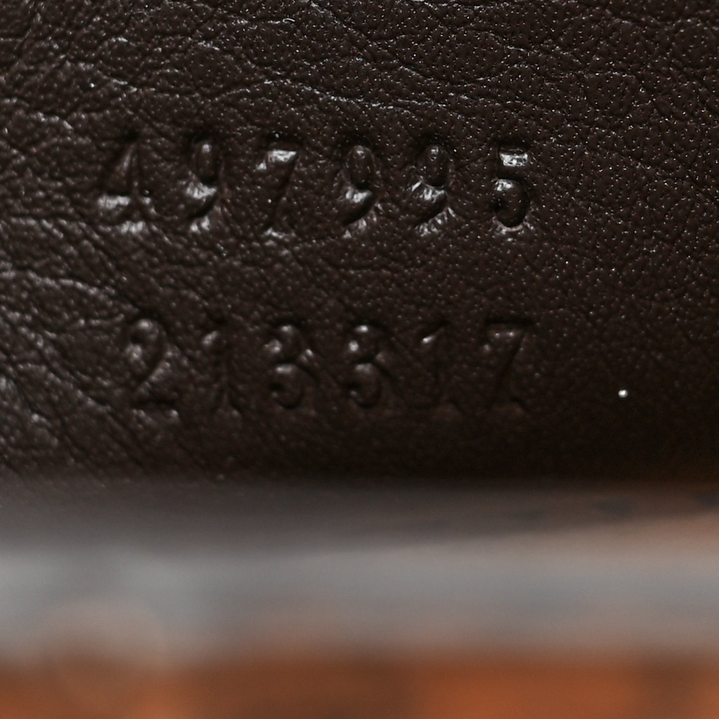 Elaphe Radiata Crystal Osiride Shoulder Bag Bright Cuir Ruby