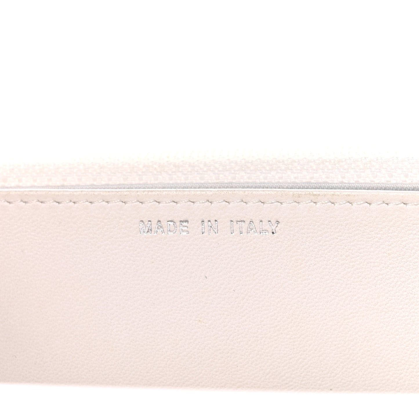 Tweed Quilted Wallet on Chain WOC White