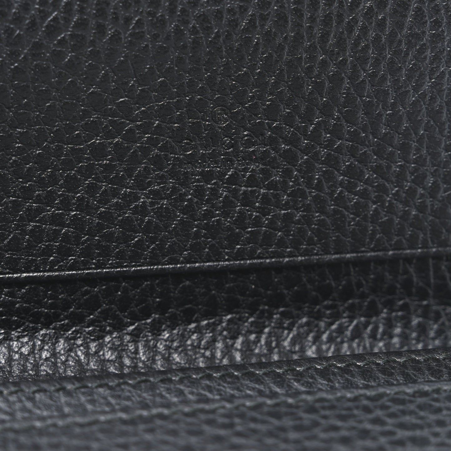Pebbled Calfskin GG Marmont Card Case Black