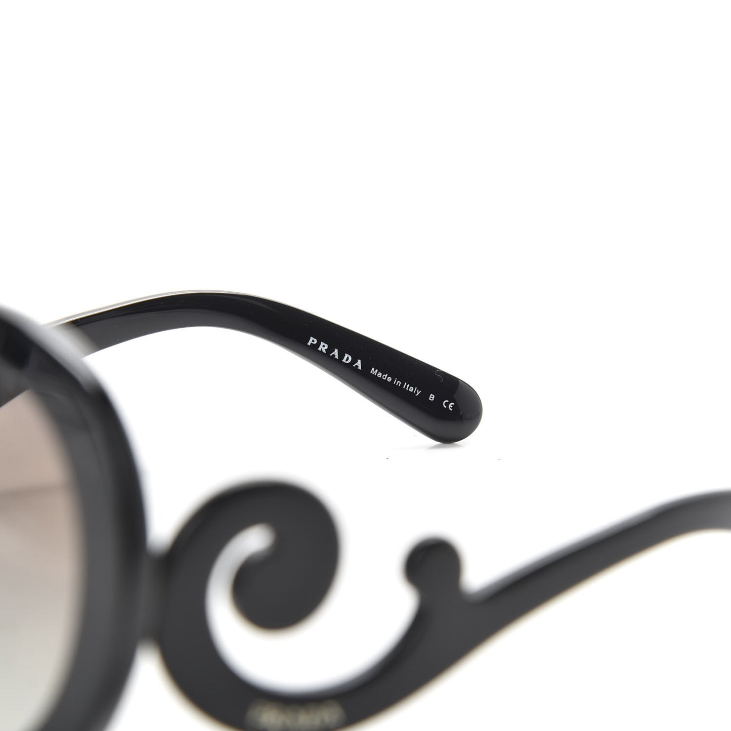 Baroque Sunglasses SPR 27N Black