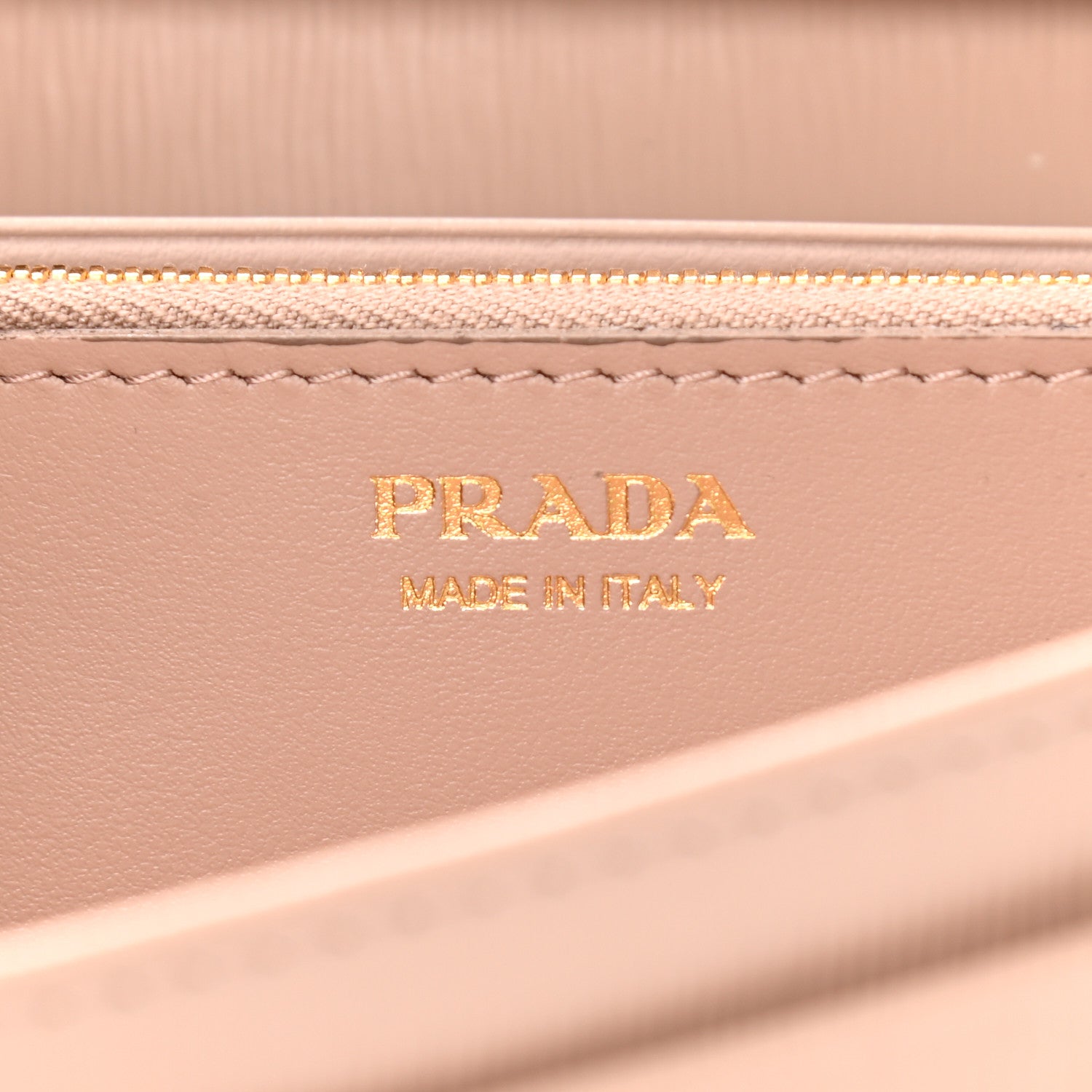 Prada Vitello Move Metal Oro Chain Wallet Cipria 4 of 8