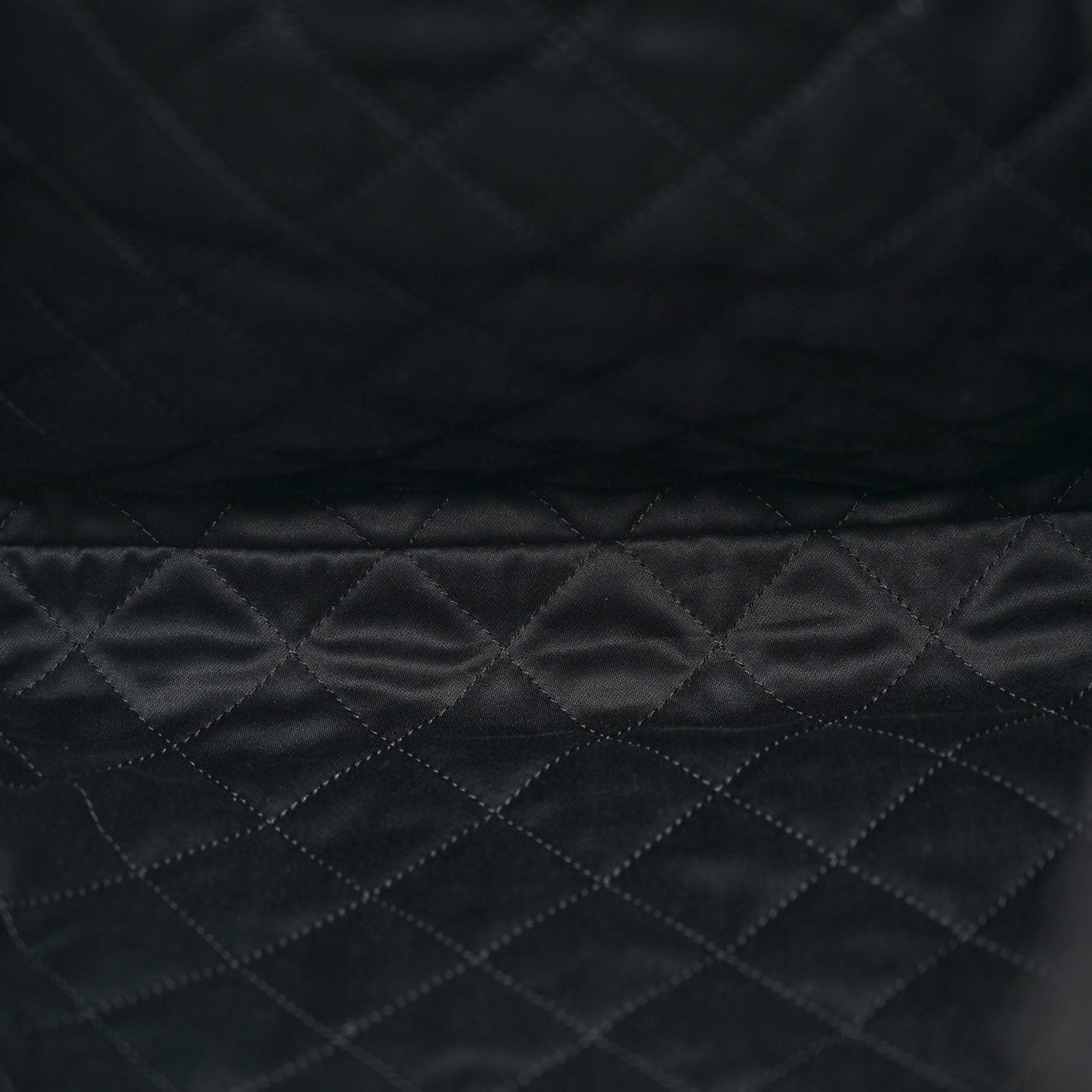 Wool Tweed Quilted Chanel 22 Black Multicolor