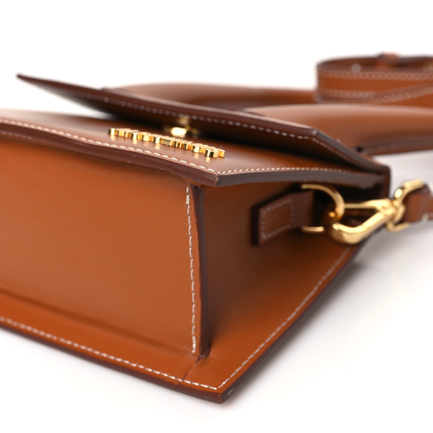 Smooth Calfskin Le Chiquito Moyen Light Brown