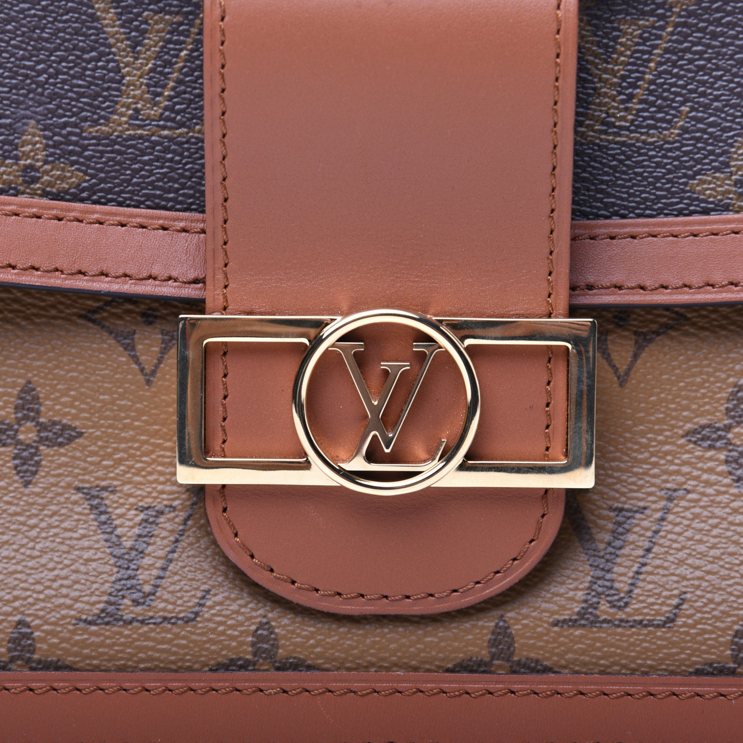 Reverse Monogram Dauphine MM