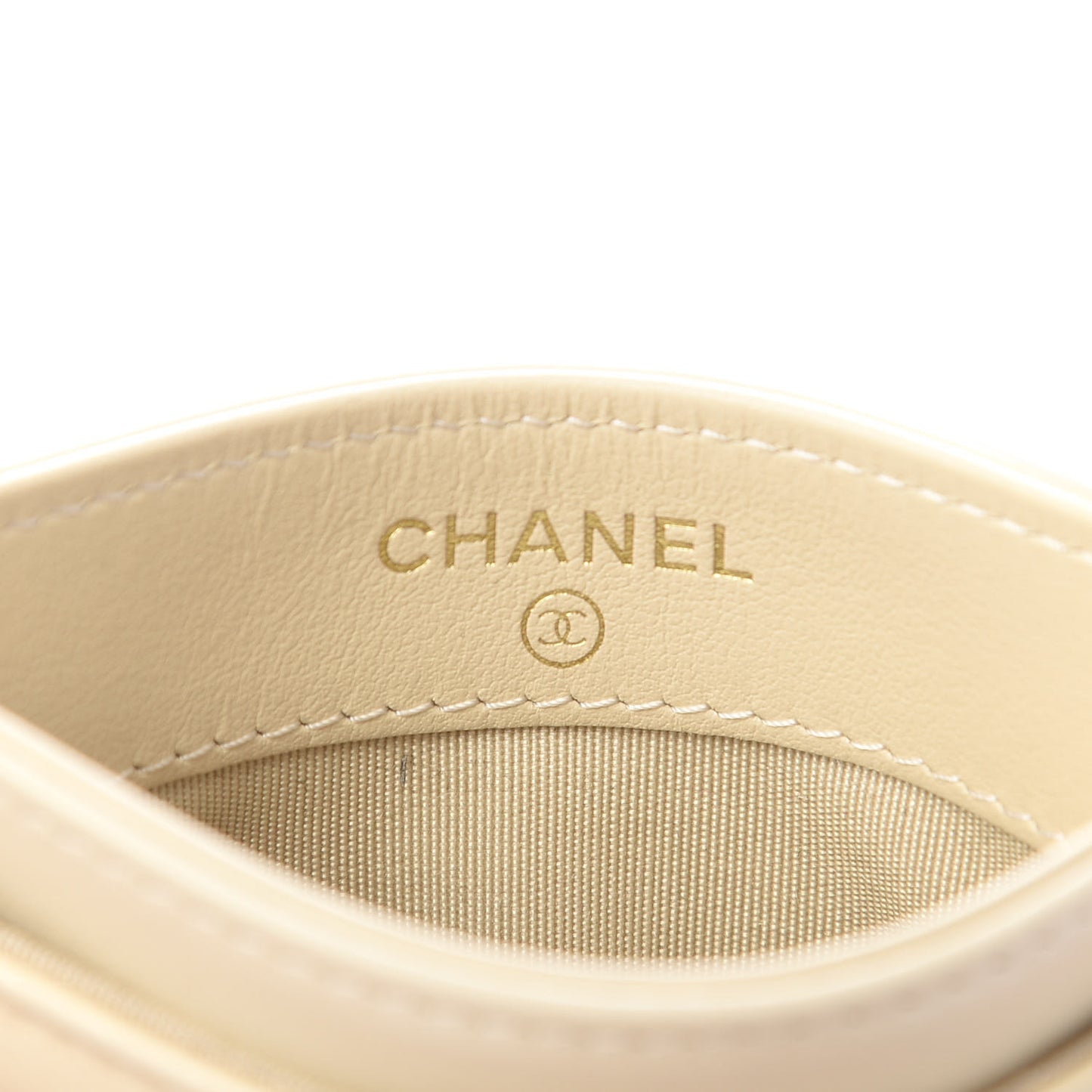 Goatskin Quilted 19 Card Holder Beige