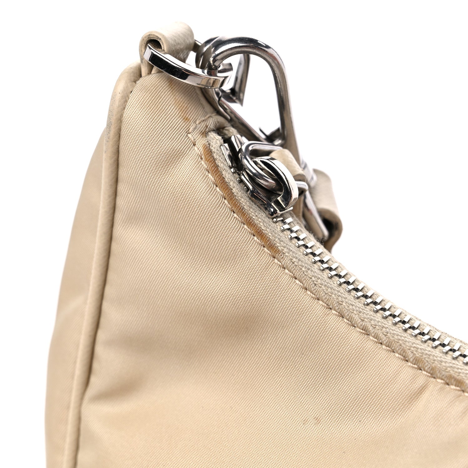 Prada Nylon Re-Edition 2005 Shoulder Bag Cammeo 15 of 16