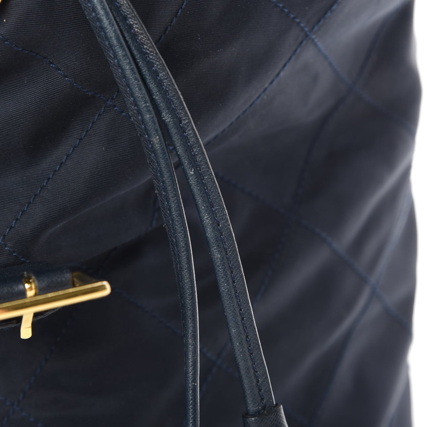 Tessuto Nylon Vela Quilted Chain Backpack Navy