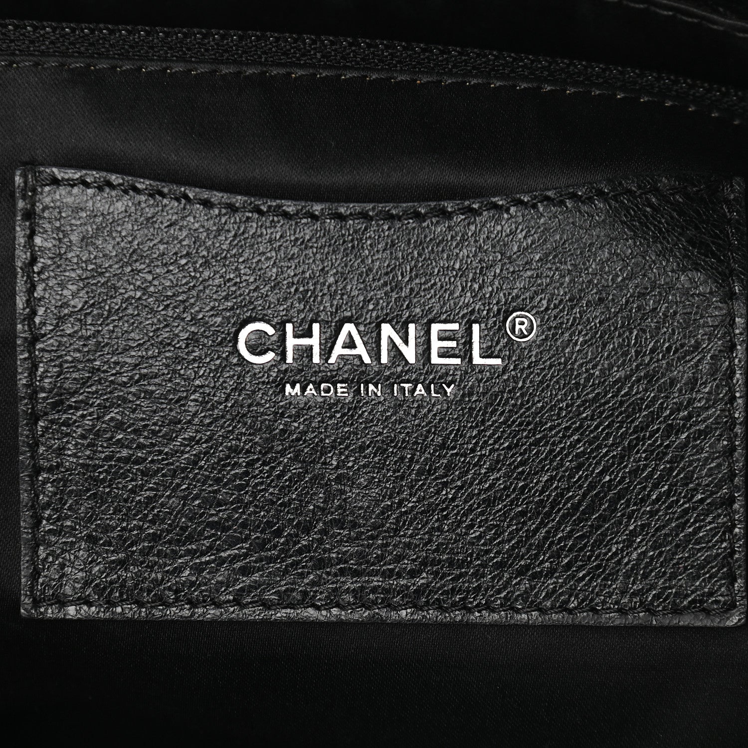 Chanel Glazed Calfskin Large On The Road Tote Black 7 of 10