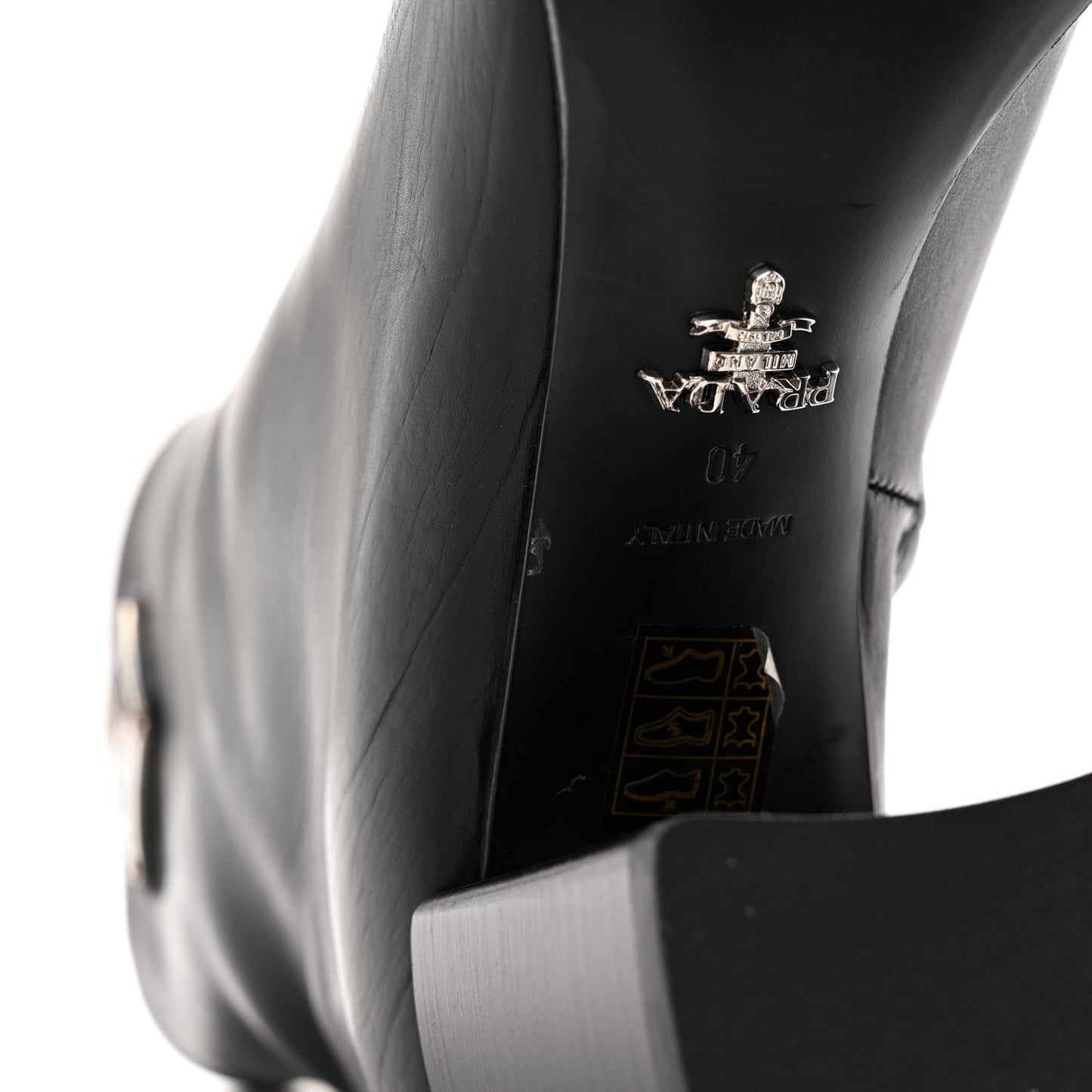 Vitello Metal Triangle Logo Zip 65mm Boots 40 Black