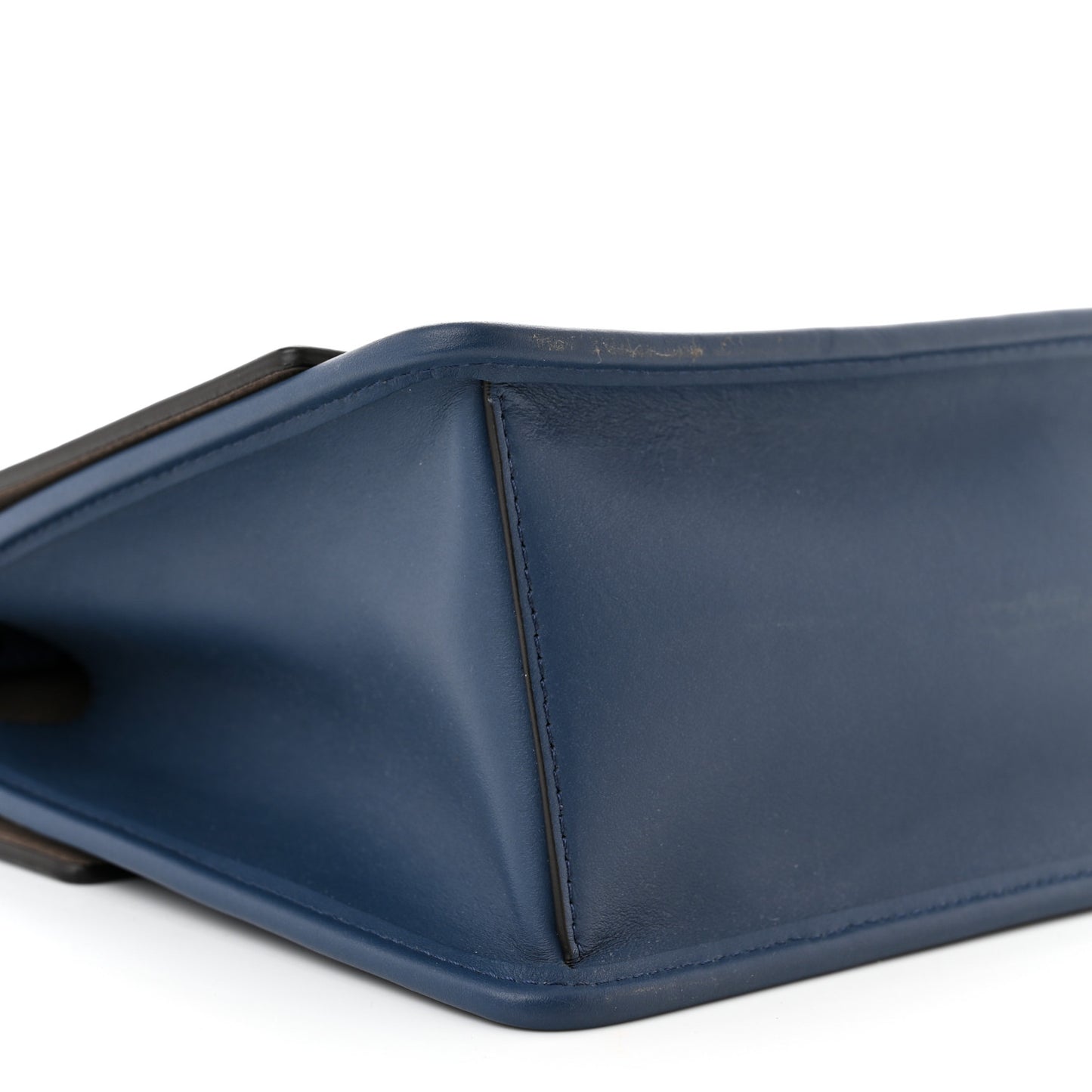 Vitello Century Opaco F is Fendi Kan I Shoulder Bag Blu Scuro