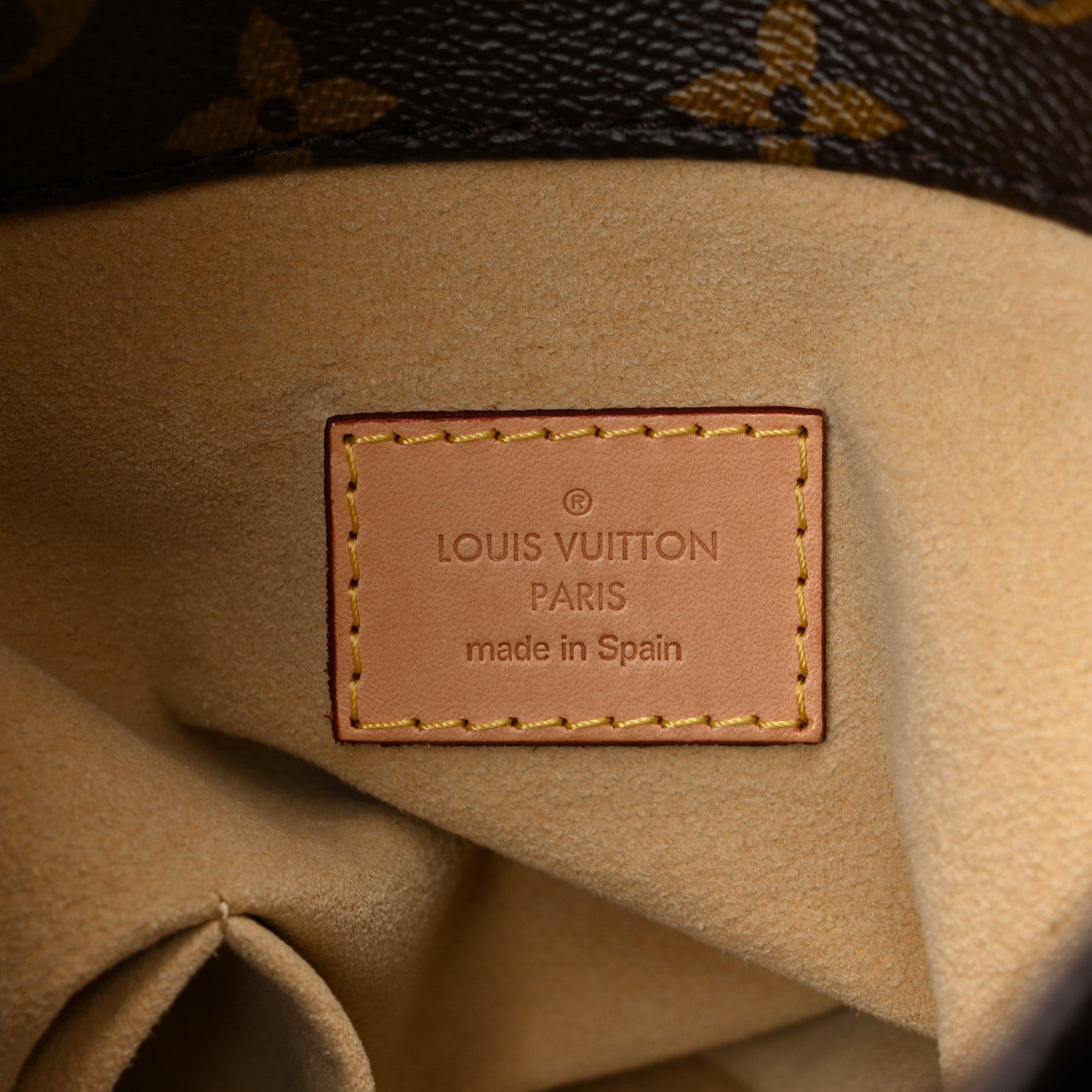 Louis Vuitton Monogram Artsy MM 6 of 10