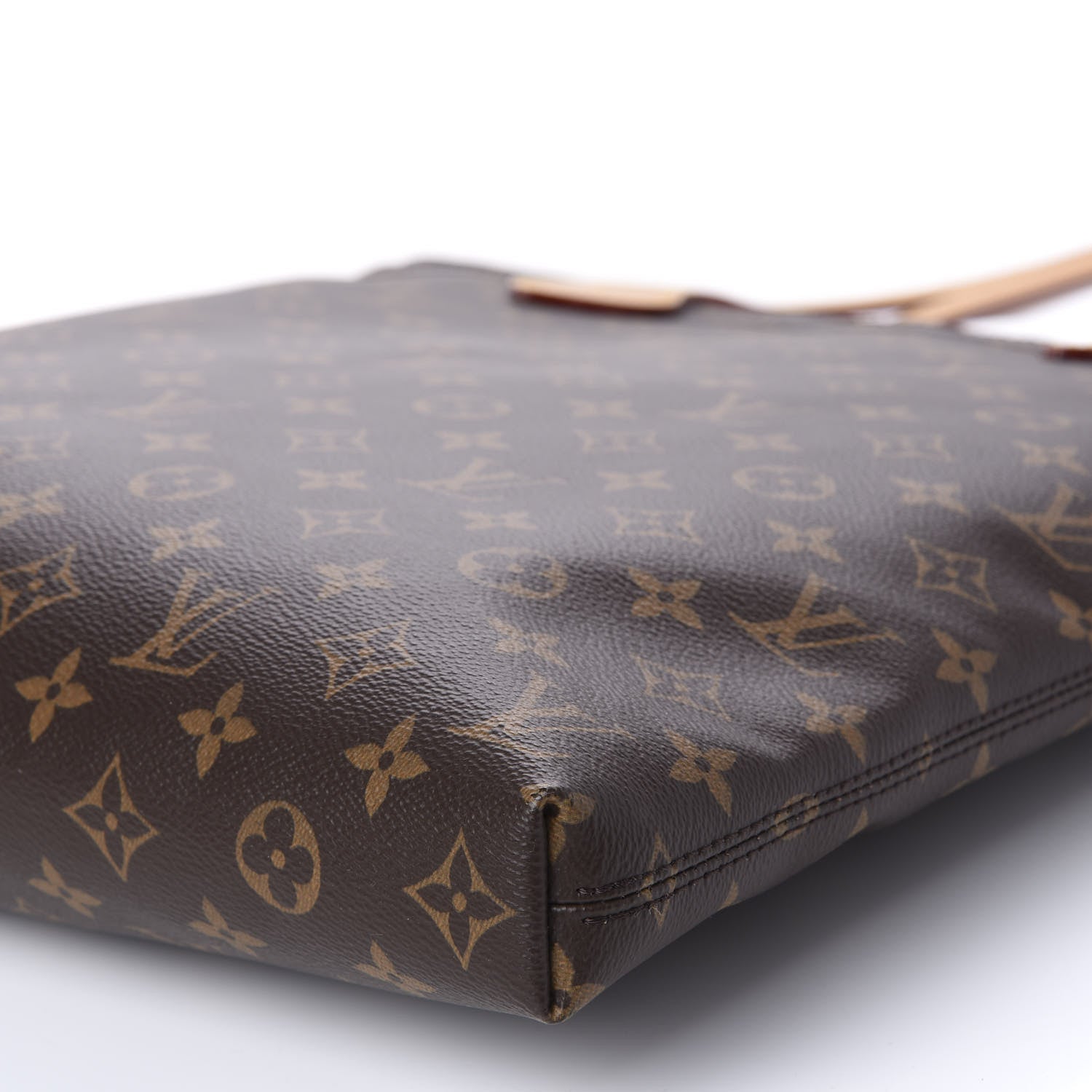 Louis Vuitton Monogram Carry It 7 of 9