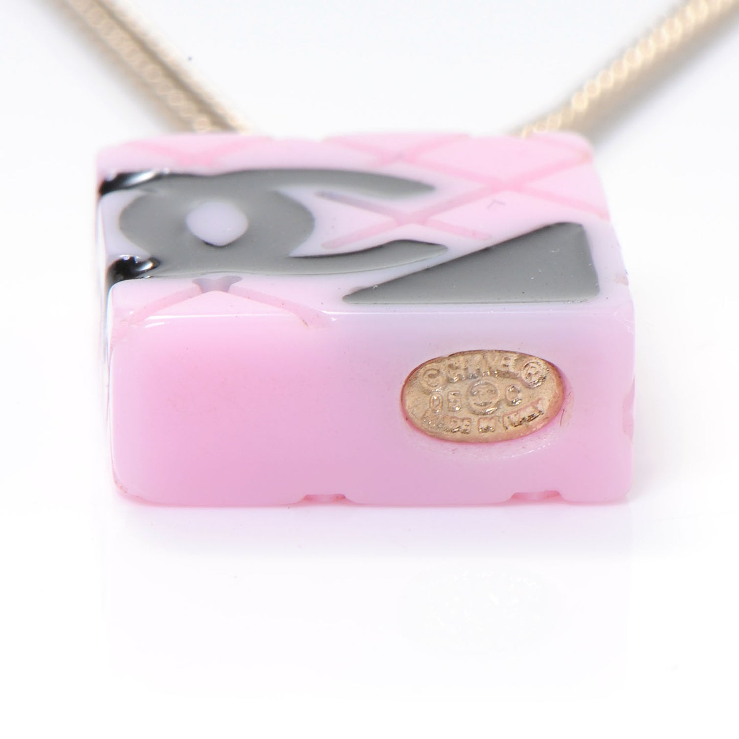 Resin Cambon Necklace Pink Black