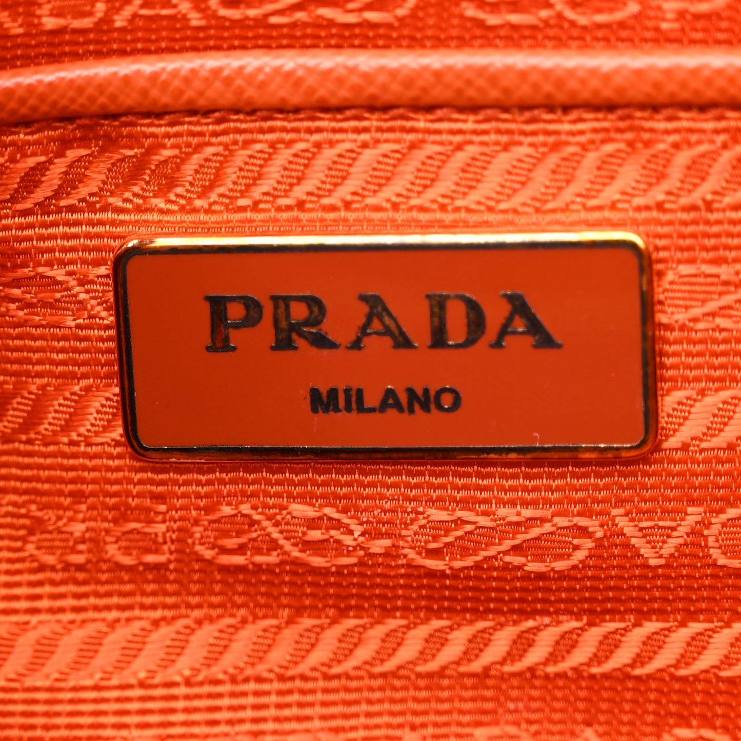Saffiano Lux Medium Promenade Tote Papaya