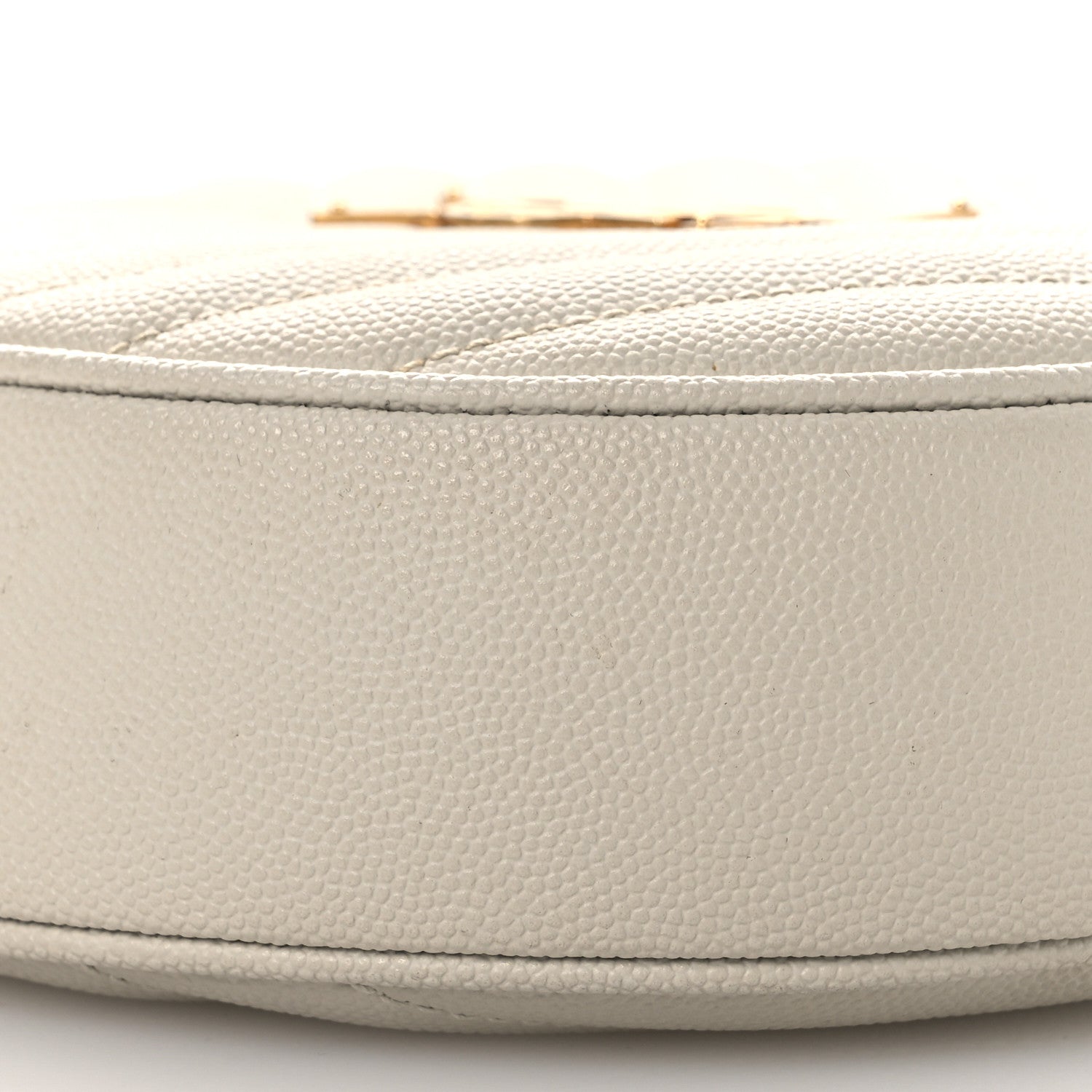 Saint Laurent Grain De Poudre Matelasse Chevron Quilted Round Vinyle Camera Bag Crema Soft 29 of 40