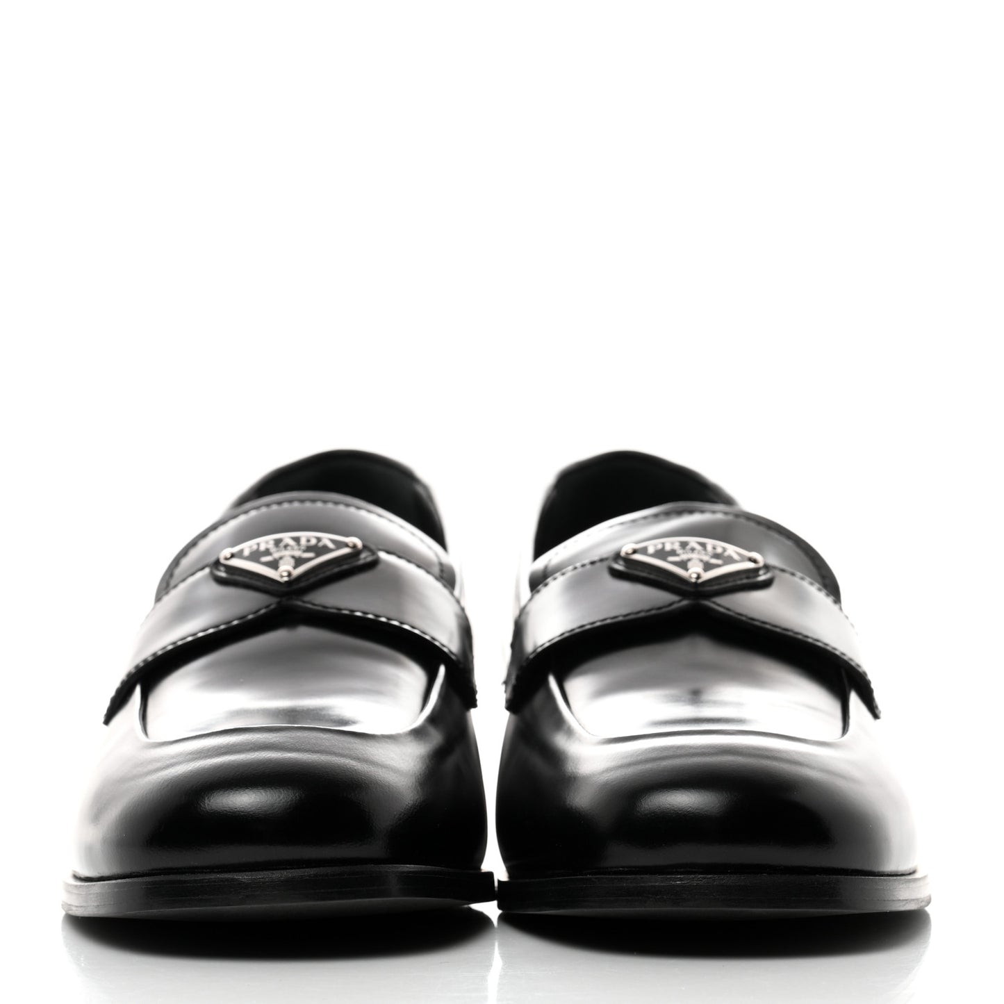Brushed Calfskin Metal Triangle Logo 20mm Loafers 40 Black