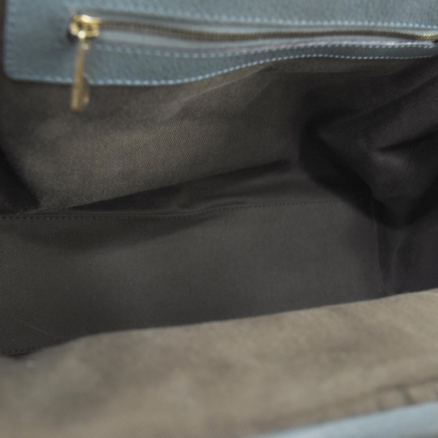 Quilted Leather Stam Topaz