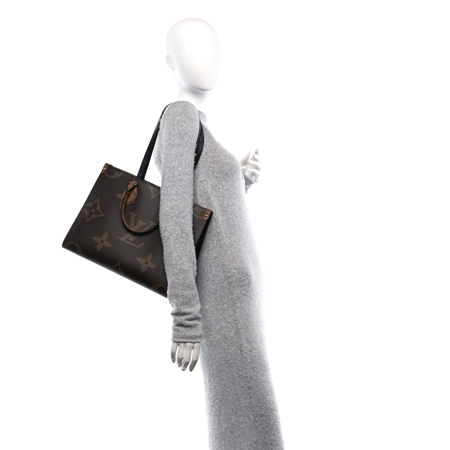 Louis Vuitton Reverse Monogram Giant Onthego MM 2 of 9
