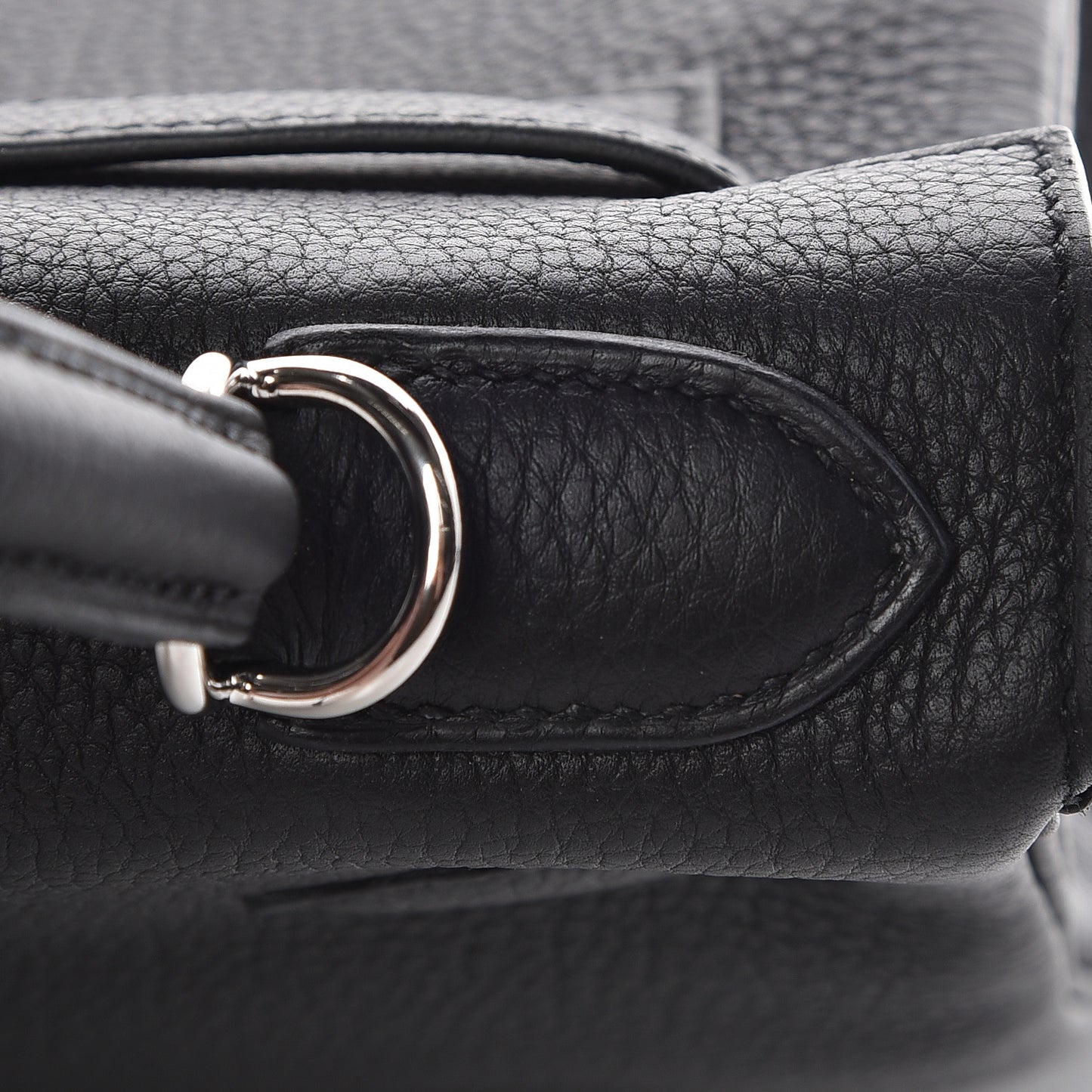 Togo Kelly Retourne 28 Black