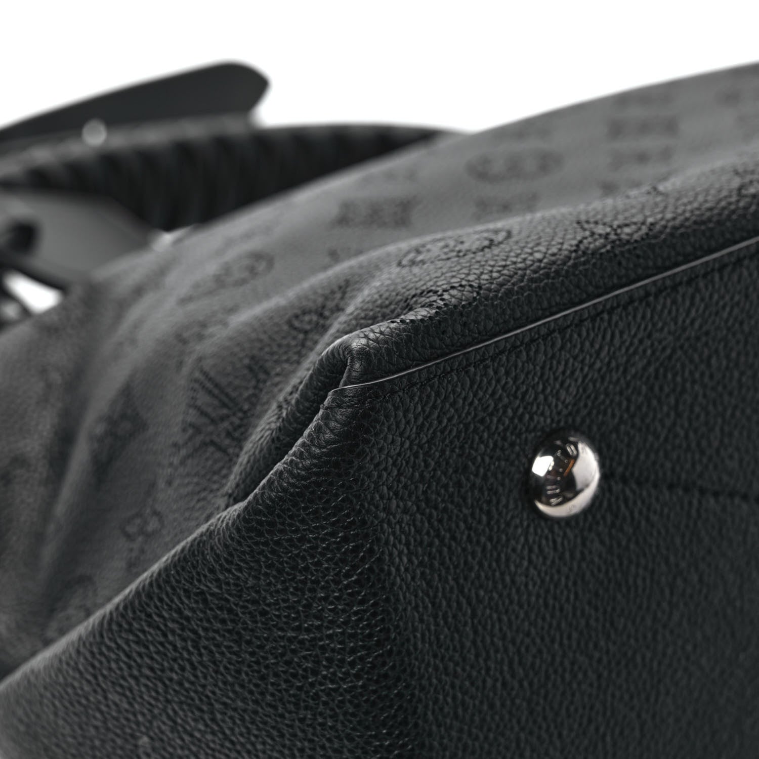 Louis Vuitton Mahina Beaubourg Hobo MM Black 9 of 11