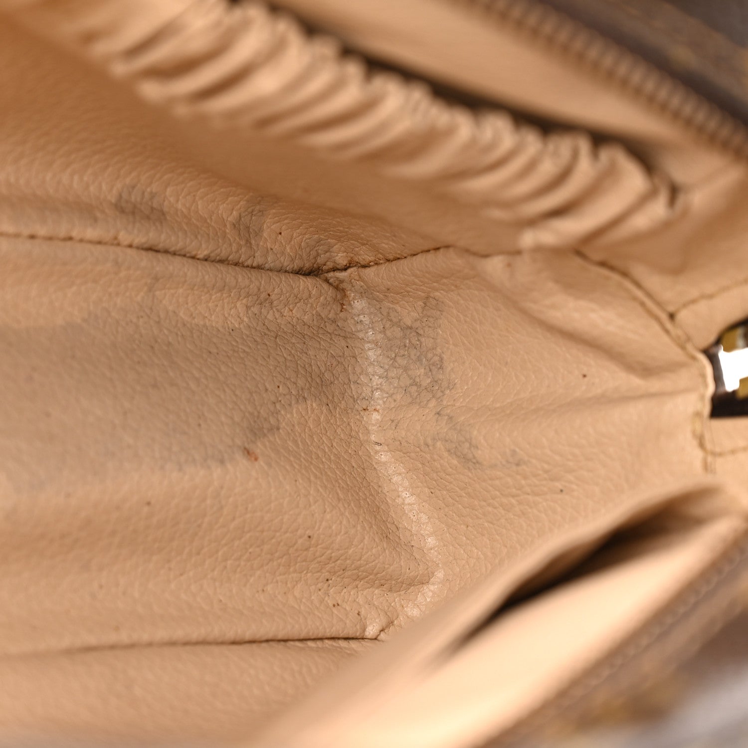 Louis Vuitton Monogram Trousse Toilette 28 9 of 9