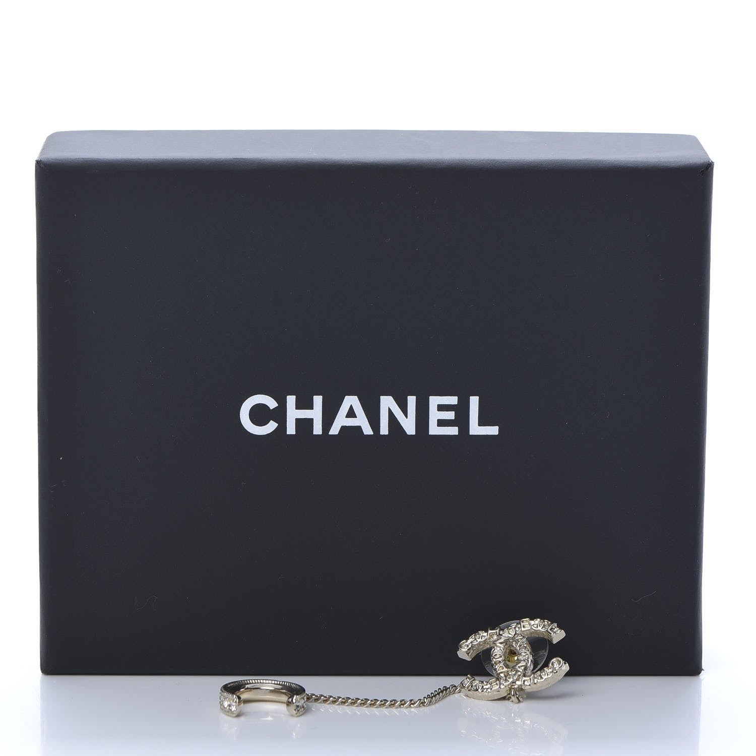 Chanel Crystal CC Cuff Single Earring Gold 5 of 5